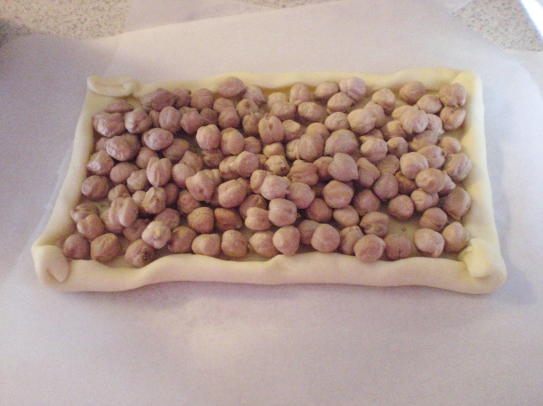 Pastry ready with chickpeas